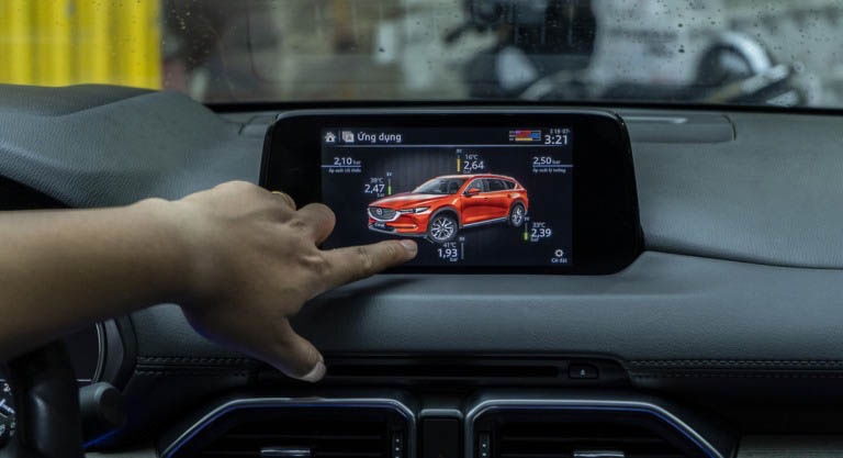 Cảm biến áp suất lốp tích hợp màn hình the xe Mazda 3